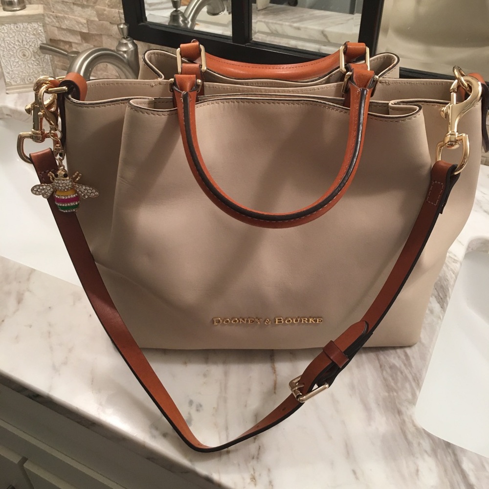 Dooney & Bourke Barlow Bag